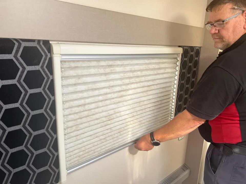 Repairing a caravan window blind